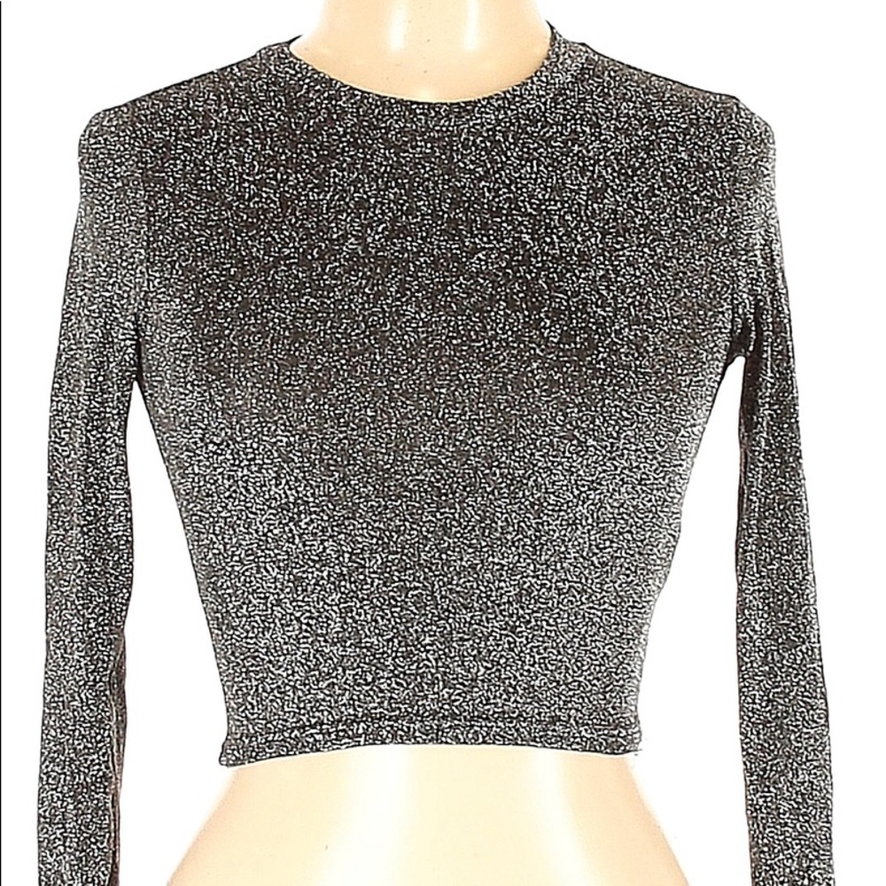 Forever 21 Sparkly long sleeve top. Size M